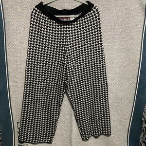 Love Scarlett Sweater Stylish Black and White (Houndstooth) Wide Leg Pants